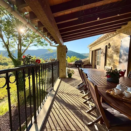 Chateau De Tournou Nyaraló